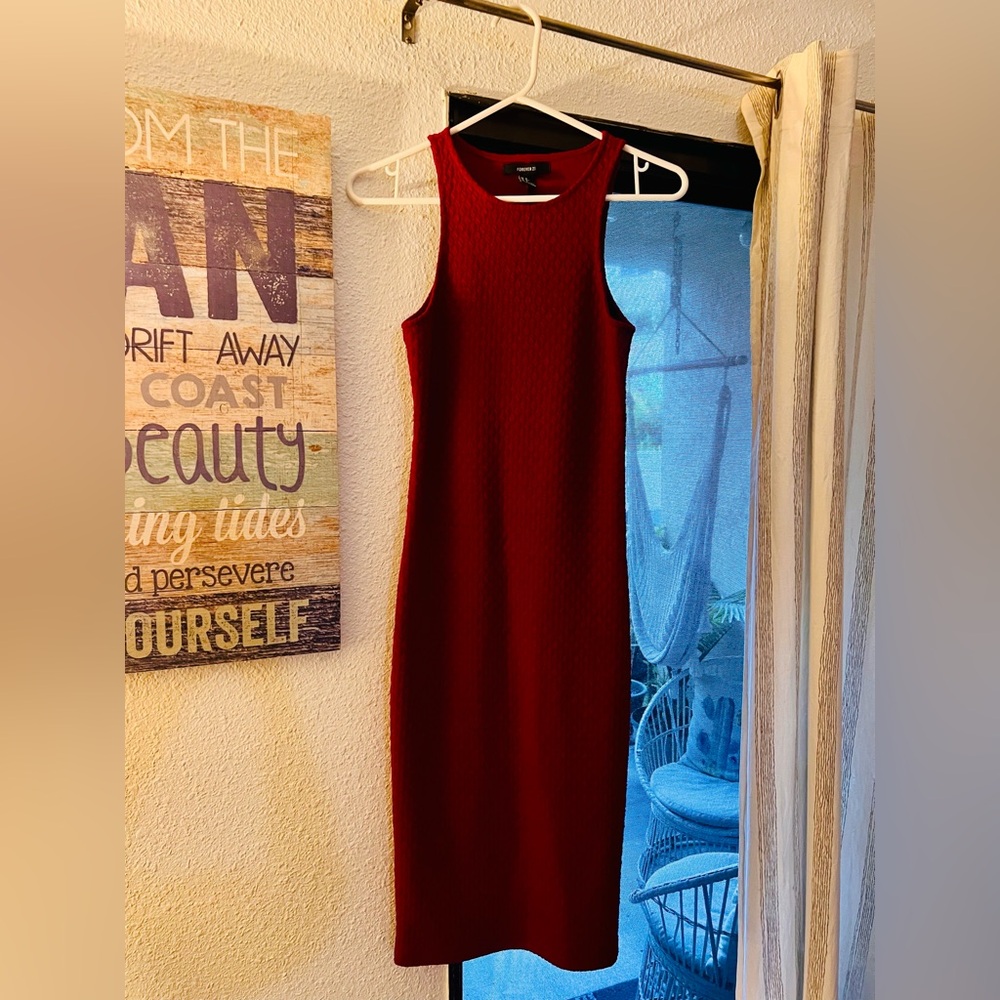 Forever 21 burgundy dress